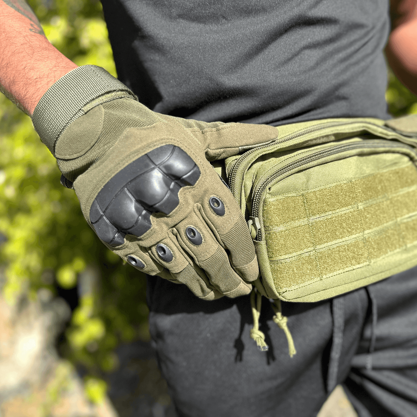 Airsoft Gloves for Sports, Paintball, and Motorcycling Touchscreen Fingertip — Rebel Alienz Vegas