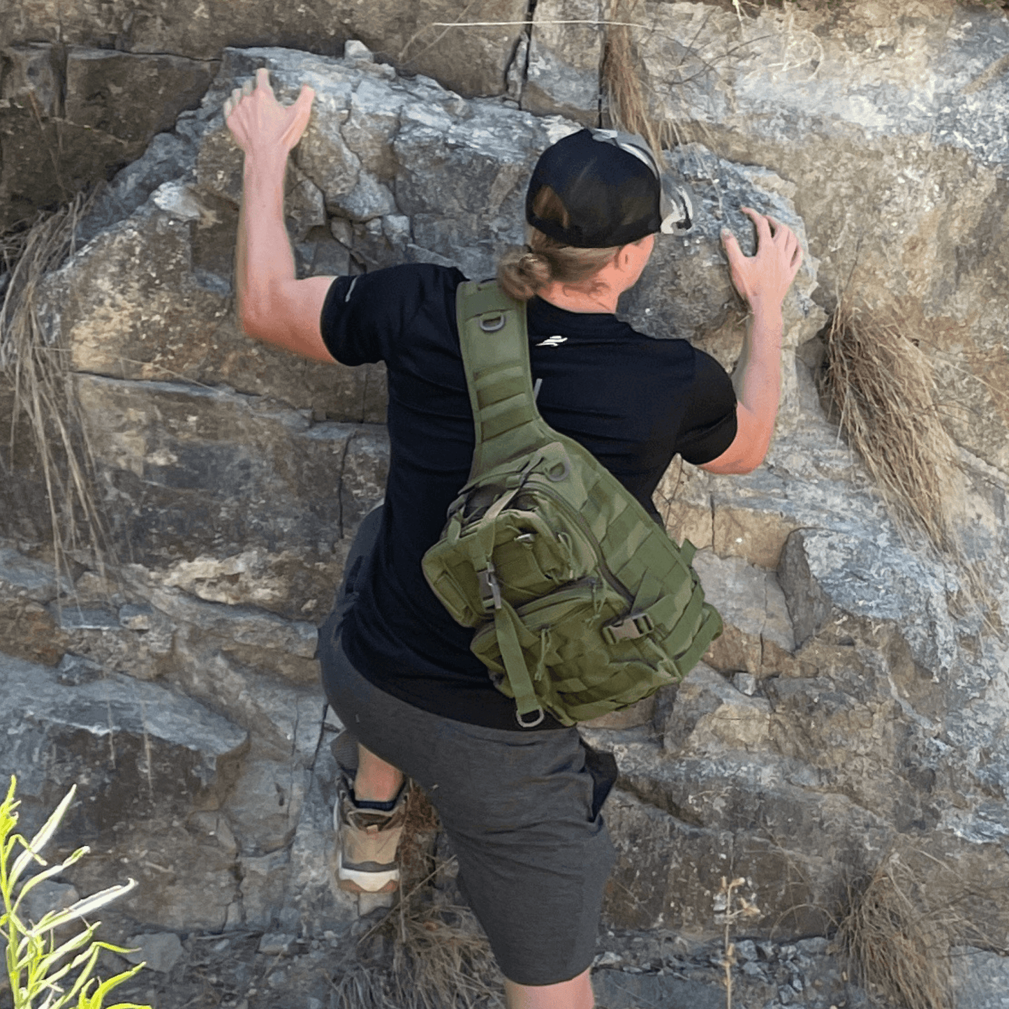 Tactical 15L Medium Sling Range Bag — Rebel Alienz Vegas
