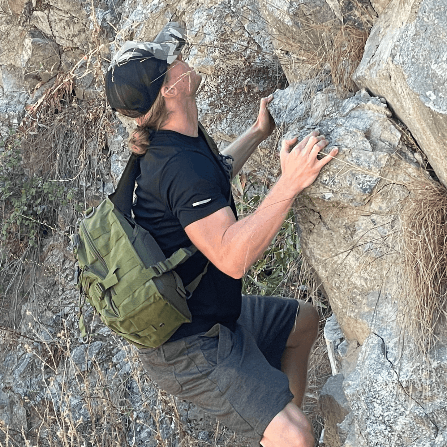 Tactical 15L Medium Sling Range Bag — Rebel Alienz Vegas